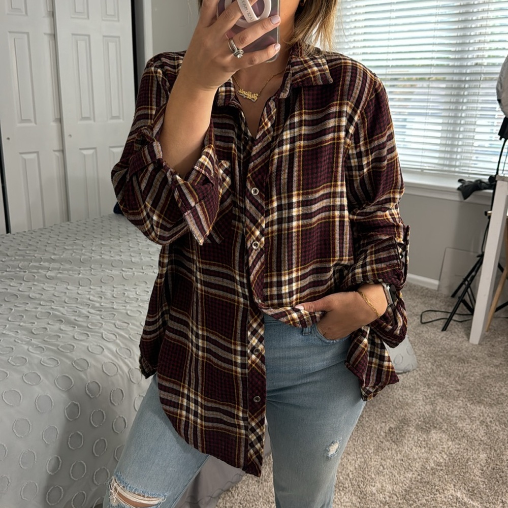 BOUTIQUE Plaid Shacket Button Down Maroon/Black/Yellow Size 1XL